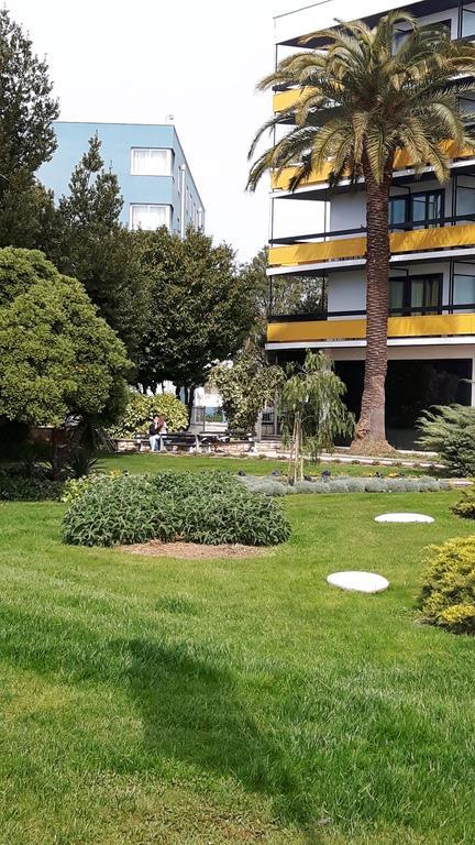 Apartments Davor Biograd Na Moru Exterior foto